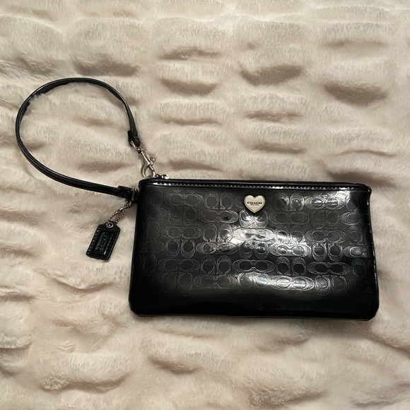 Coach Black Patent Wristlet - Picture 1 of 4